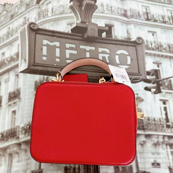 Coach CC377 Disney X Coach Box Crossbody With Cruella Motif IM/Red Apple Multi - Picture 3 of 8